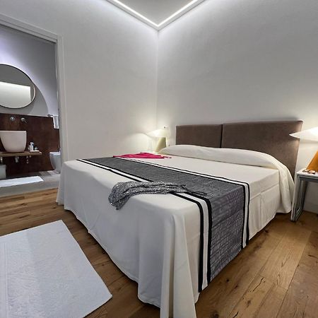 Dimora Elle Hotel La Maddalena  Bagian luar foto
