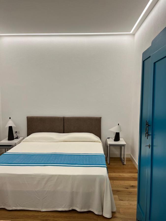 Dimora Elle Hotel La Maddalena  Bagian luar foto