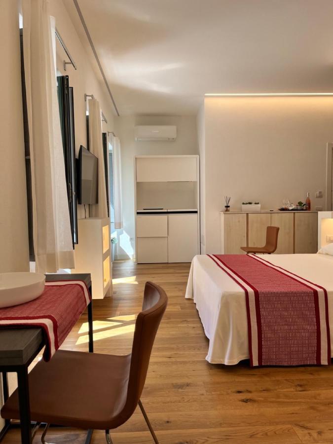 Dimora Elle Hotel La Maddalena  Bagian luar foto