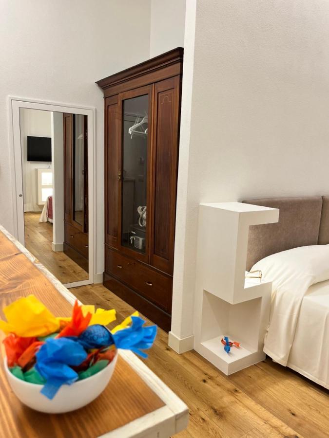 Dimora Elle Hotel La Maddalena  Bagian luar foto