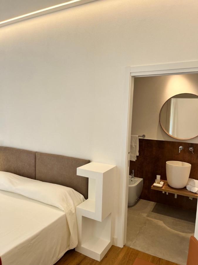Dimora Elle Hotel La Maddalena  Bagian luar foto