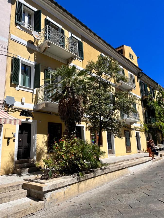 Dimora Elle Hotel La Maddalena  Bagian luar foto