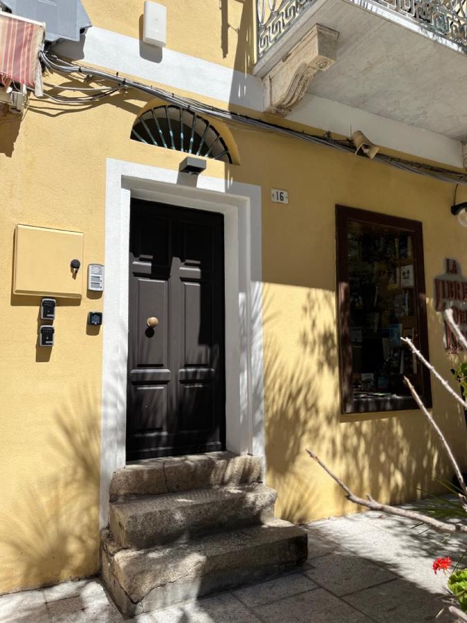 Dimora Elle Hotel La Maddalena  Bagian luar foto